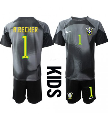 Brasilien Alisson Becker #1 Målvakt Hemmaställ Barn VM 2022 Kortärmad (+ Korta byxor)